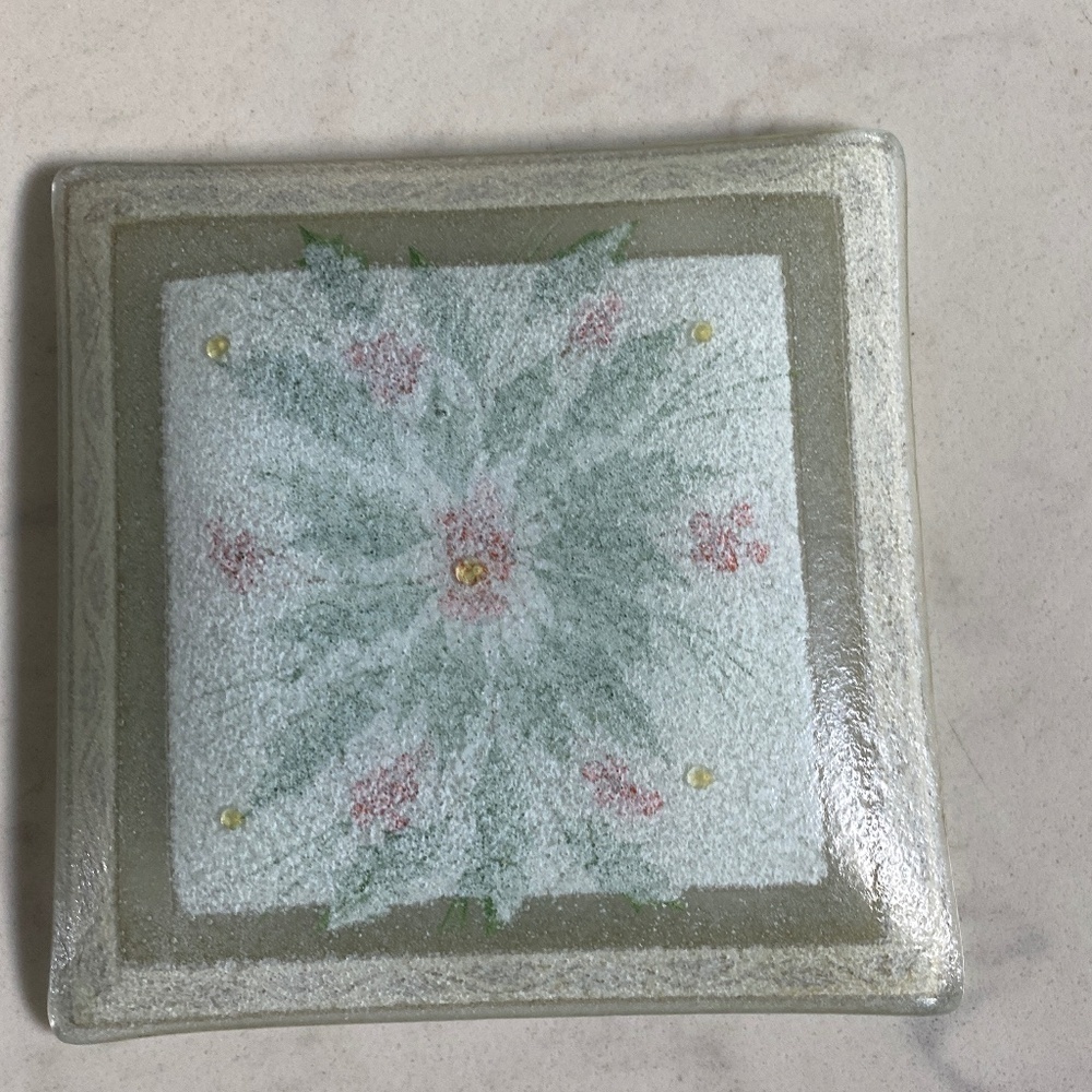 Christmas Gorham Dishes w Hollies set of 3 - Picture 9 of 10